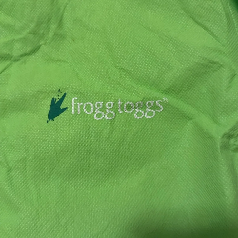 Froggtogg Green waterproof jacket and pants size small‎ kids